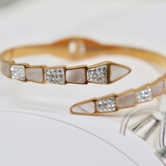 Anthropologie Jewelry - 18k Gold Shell Cuff Mother of Pearl w CZ stone